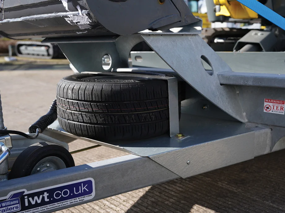 Oś belki z zawieszeniem